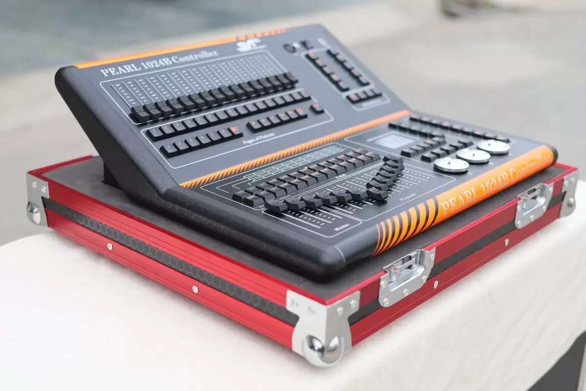 Phần mềm và file đèn của Bàn 1024 - 1024B